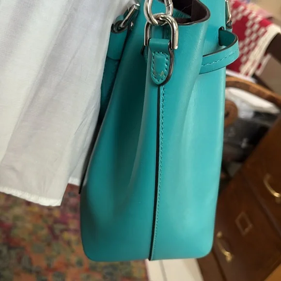 Michael Kors  bucket bag  shoulder or Crossbody bag  leather  aqua  leather
Inte - Picture 6 of 17